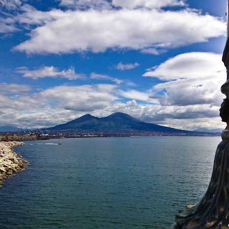 Monolocale Nel Cuore Di Napoli Ruang foto